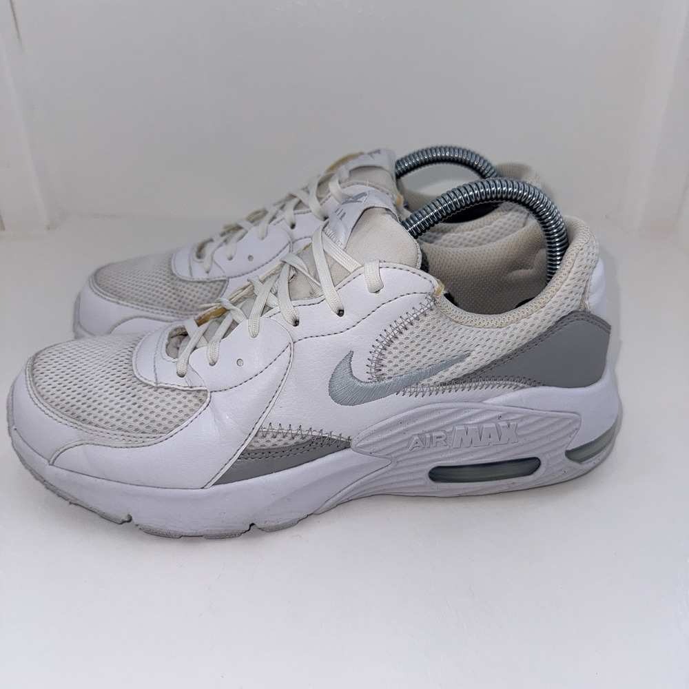 Nike Air Max Excee Womens Size 9.5 White Athletic Running Walking Shoes Sneakers